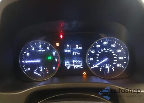 2017 Hyundai Elantra Se z USA, uszkodzony, nr VIN 5NPD84LF6HH107943